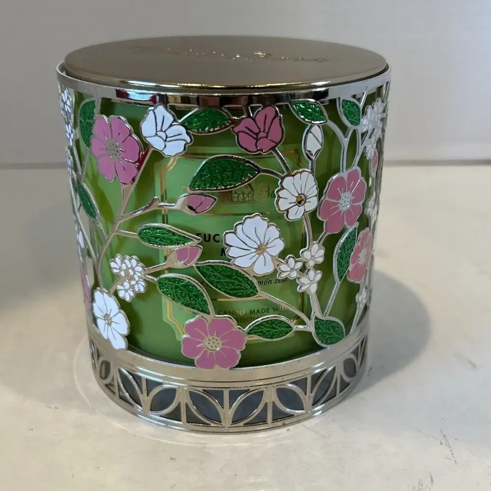 NEW BATH & BODY WORKS SPRING FLORAL TOSS 3-WICK CANDLE HOLDER SLEEVE And Candle